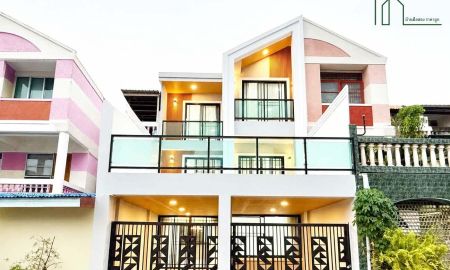 ขายทาวน์เฮาส์ - ทาวน์โฮม 3 ชั้น เพชรเกษม 68 บางแค รีโนเวทใหม่ทั้งหลัง พร้อมเข้าอยู่