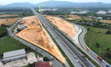 ขายที่ดิน - ขายด่วนขายที่ดินศรีราชาเนื้อที่ 25ไร่ ติดถนนมอเตอร์เวย์ ใกล้จุดพักรถ มอเตอร์เวย์ M7 ที่ดินหน้ากว้าง 180เมตร