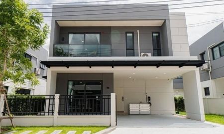 ให้เช่าบ้าน - สวยตรงปก! ให้เช่าบ้านเดี่ยว Luxury Style ครัวยุโรป Food Grade พร้อมเครื่องชาร์จ EV และเครื่องใช้ไฟฟ้าอัจฉริยะ Centro บางนา