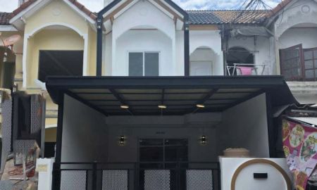 ขายทาวน์เฮาส์ - ทาวน์เฮ้าส์ 2 ชั้น หมู่บ้าน เฟื่องฟ้า 1 บางเมือง ฟรีโอน