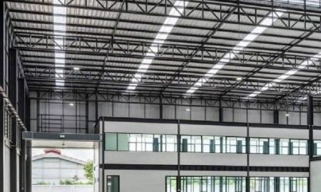 ให้เช่าโรงงาน / โกดัง - ให้เช่าโกดังพร้อมสำนักงาน สร้างใหม่ โครงการ EZDC (อีซี่ ดีซี) เทพารักษ์ กม.24 / พื้นที่ 1,200 ตารางเมตร และ พื้นที่ 2,400 ตารางเมตร