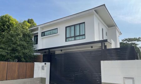 ขายบ้าน - ขายบ้านเดี่ยว2ชั้น Villa Arcadia Srinakarin ศรีด่าน 22 สวนหลังบ้านใหญ่ ในโซนบางนา ศรีนครินทร์