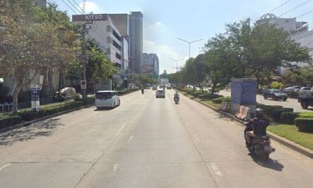ขายบ้าน - ขายบ้านเดี่ยว 2 ชั้น ประชาราษฎร์บำเพ็ญ ใกล้ MRT ห้วยขวาง