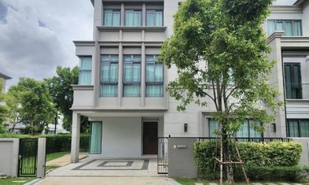 ขายบ้าน - ขาย THE SONNE ศรีนครินทร์ บางนา บ้านหลังริม หลังบ้านติดสวน และคลับเฮาส์