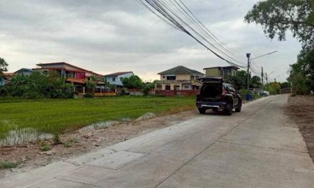 ขายที่ดิน - ขายขาดทุน ที่ดินปทุมธานี แปลงสวยติดถนนหลายด้าน