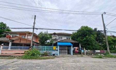 ขายบ้าน - ขายบ้านแฝด 2 ชั้น หมู่บ้านมัฆวานรังสรรค์ คลอง10 ธัญบุรี