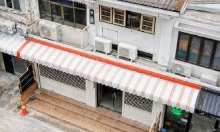 ให้เช่าอาคารพาณิชย์ / สำนักงาน - BTS สะพานตากสิน 400 ม. เจริญกรุง บางรัก โรงแรมแชงกรี-ลา เช่าอาคารพาณิชย์ 2 คูหาติดกัน