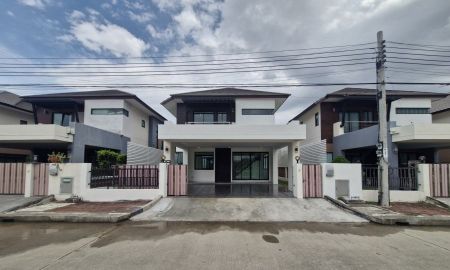 ขายบ้าน - ขายบ้านเดี่ยว 2 ชั้น อารีน่า การ์เด้นท์ บางนา-สุวรรณภูมิ ต.บางพลีใหญ่ อ.บางพลี จ.สมุทรปราการ