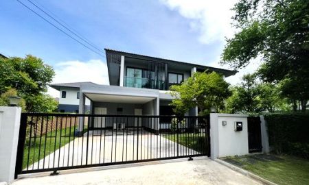 ให้เช่าบ้าน - ให้เช่า] หมู่บ้าน บุราสิริ วงแหวน - อ่อนนุช / 4 ห้องนอน 3 ห้องน้ำ / 106 ตารางวา 223 ตารางเมตร **100,000**