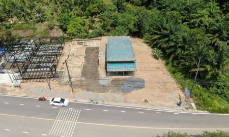 ขายที่ดิน - ายบ้านพร้อมที่ดิน 142 ตร.วา พังงา ติดถนนใหญ่ ตรงข้าม Beyond Skywalk นางชี | ยกแปลง 3.9 ล้าน