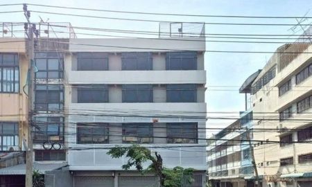 ให้เช่าอาคารพาณิชย์ / สำนักงาน - อาคาร 4 ชั้น 3 คูหา พื้นที่ใช้สอยภายใน รวม 800 ตร.ม.ติดริมถนนเอกชัย
