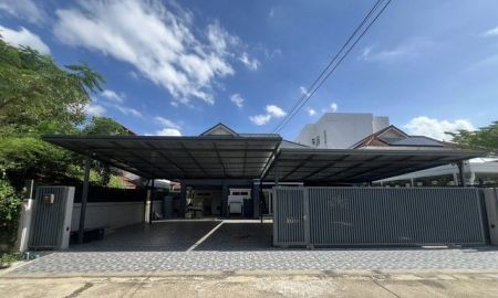 ขายบ้าน - ขาย บ้านเดี่ยว หมู่บ้านมณียา 3 ขนาด 80 ตร.วา พื้นที่ใช้สอย 250 ตร.ม. 4 นอน 3 น้ำ รีโนเวทใหม่ พื้นที่กว้าง พร้อมที่จอดรถ 4 คัน 7,500,000 บาท