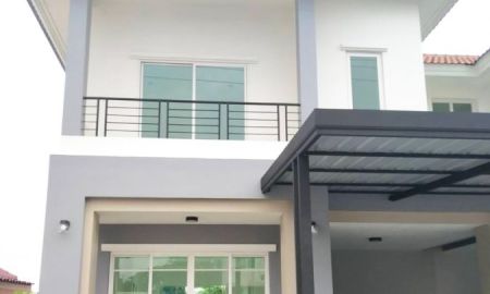 ขายบ้าน - บ้านแฝด 2 ชั้น หมู่บ้านเปี่ยมภิรมย์ ถนนมิตรไมตรี