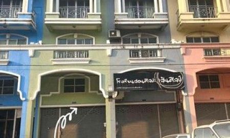 ให้เช่าอาคารพาณิชย์ / สำนักงาน - ให้เช่า อาคารพาณิชย์ 3ชั้นครึ่ง 24 ตรว.หมู่บ้านรุ่งกิจวิลล่า14 ซอยร่มเกล้า ใกล้รร.สารสาสน์วิเทศร่มเกล้า