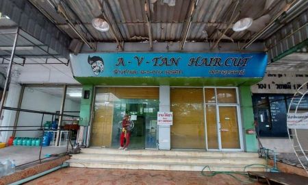 ขายอาคารพาณิชย์ / สำนักงาน - อาคารพาณิชย์ 2 คูหา 4.5 ชั้น (มีลิฟท์ขนส่ง) ปากซอยจินตคาม เมืองอุดรธานี ติดกับ ม.ราชภัฏอุดร