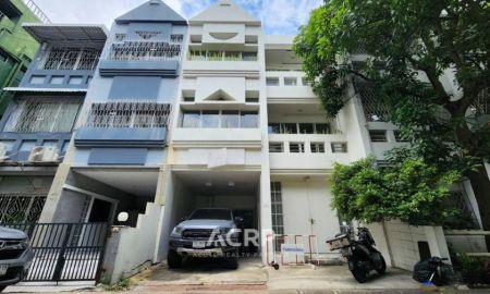 ขายทาวน์เฮาส์ - ขายทาว์นเฮ้าส์ในซอยสุขุมวิท49 ใกล้ซอยทองหล่อ