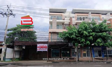 ขายอาคารพาณิชย์ / สำนักงาน - อาคารพาณิชย์ 4 ชั้น (หลังริม) เนื้อที่ 60 ตร.ว. ซอยราษฎร์พัฒนา 13 ถนนราษฏร์พัฒนา แขวงราษฎร์พัฒนา เขตสะพานสูง