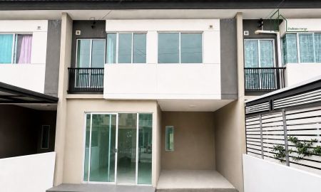 ขายทาวน์เฮาส์ - ทาวน์โฮม บ้านพฤกษา 126 เทพารักษ์-กิ่งแก้ว ขายขาดทุน