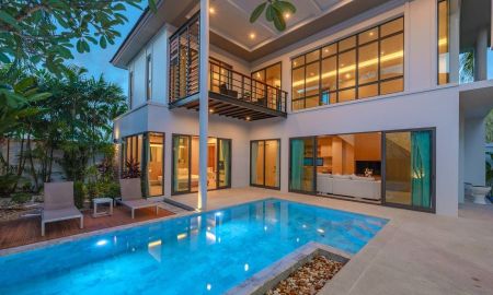 ขายบ้าน - ขายพูลวิลล่า Vinzita Villas ป่าสัก ภูเก็ต Modern Tropical | 3 ห้องนอน 4 ห้องน้ำ สระส่วนตัว พร้อมเข้าอยู่ 19.8 ล้านบาท