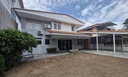 ให้เช่าบ้าน - ให้เช่าบ้านเดี่ยว 2 ชั้น หมู่บ้านเสรี พระราม 9 ซอย 60 ทำเลดีใกล้ The Nine Rama 9 เนื้อที่ 80 ตร.วา 7 ห้องนอน มีห้องน้ำในตัวทุกห้อง เหมาะทำ Home Office