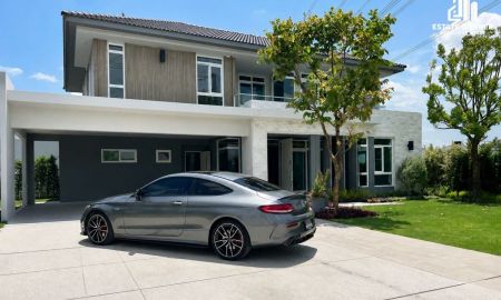 ขายบ้าน - ขายด่วน! คฤหาสน์หรูรีโนเวทใหม่ทั้งหลัง Modern Luxury "มัณฑนา บางนา วงแหวน" ขนาดใหญ่ 137.9 ตร.วา โถง Double Volume ที่จอดรถ 6 9 คัน ทำเลท็อปบางนา!