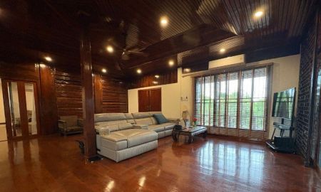 ขายบ้าน - ขายบ้านเดี่ยวริมแม่น้ำสไตล์ล้านนาโมเดิร์น วิวสวย บรรยากาศดี พร้อมท่าเรือและโป๊ะส่วนตัว ต.บางแตน จ.ปราจีนบุรี