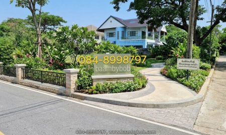 ขายที่ดิน - ขายด่วนยกแปลง ที่ดินถมแล้ว แปลงมุมติดถนนเมน พุทธมณฑลสาย 2อยู่ในหมู่บ้านรวมเก้า บางแค ทำเลดี ต้นโครงการ ใกล้สโมสร พร้อมล้อมรั้วแล้ว 2 ด้าน!