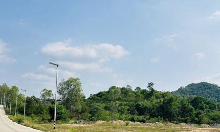 ขายที่ดิน - ขายที่ดินบ่อวินติดวิวเขา 4 ไร่ ติดถนคอนกรีตซ.นาวัง ใกล้แยกนิคมอมตะ(ถนนเส้น331)-2กม. อ.ศรีราชา จ.ชลบุรี