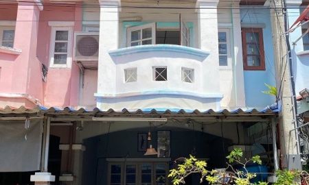 ขายทาวน์เฮาส์ - ขายบ้าน ทาวน์เฮ้าส์ พร้อมอยู่ หมู่บ้านศิริวรรณ บางบัวทอง