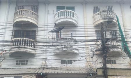 ขายอาคารพาณิชย์ / สำนักงาน - ขาย อาคารพาณิชย์ ซอย ทองคำอุทิศ ซอยกระเทย ตรงข้ามราชภัฎอุดรธานี 3 ชั้น