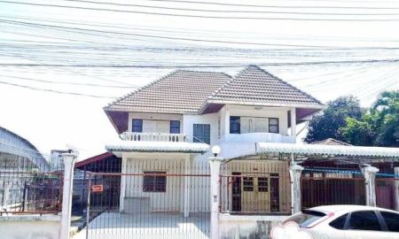 ให้เช่าบ้าน - ใกล้ม.ศิลปากร 1 กม. สำนักงานที่ดิน นครปฐม 850 ม.ลำพยา เมืองนครปฐม ให้เช่าบ้านเดี่ยว 2 ชั้น 5 นอน 2 น้ำที่ดิน 130 ตร.วา.พร้อมโรงจอดรถมีหลังคา