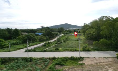 ขายที่ดิน - ขายที่ดิน 16 ไร่ ติดถ.วัดชากลูกหญ้า ห้วยโป่ง-เมืองระยอง (ผังสีเหลือง)