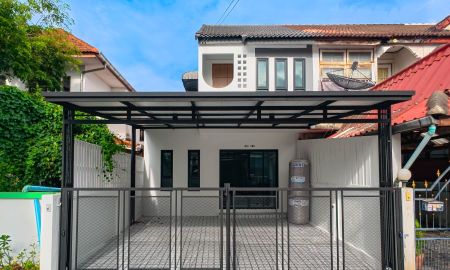 ขายทาวน์เฮาส์ - ขายทาวน์เฮ้าส์ 2 ชั้น 4 ห้องนอน ม.สุภาวัลย์ มีนบุรี หทัยราษฎร์ 6 เนื้อที่ 28.9 ตร.ว. จอดรถ 2 คัน