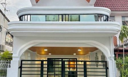 ขายทาวน์เฮาส์ - ขายทาวน์เฮ้าส์ 2 ชั้น หลังมุม หมู่บ้านธนพัฒนา ซอยนนทบุรี 8 แยก 2 เนื้อทึ่ 19 ตารางวา 3 ห้องนอน ซอยประชาอุทิศ 2 ตำบลบางกระสอ อำเภอเมืองนนทบุรี
