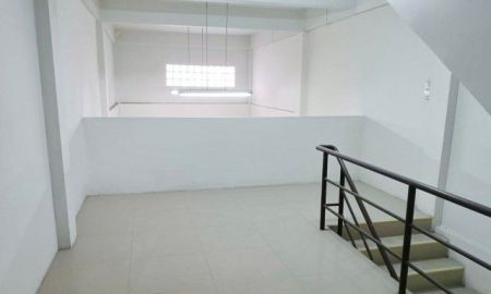 ให้เช่าอาคารพาณิชย์ / สำนักงาน - บางกรวย-ไทรน้อย บางบัวทอง อาคาร 4 ชั้น ตลาด 246 พลาซ่า 900 ม รร.ปิยะฉัตร 150 ม. ให้เช่า 2 นอน 3 น้ำ 45 ตร.ว. 200 ตร.ม
