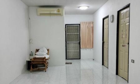 ขายบ้าน - ขายบ้านพร้อมที่ดิน 38 ตร.วา ติดถ.ชากค้อ-หนองขาม ชลบุรี