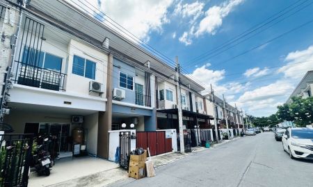 ขายทาวน์เฮาส์ - ทาวน์โฮม เคซี รามอินทรา 7 K.C. Ramintra 7 บ้านพร้อมอยู่ ทำเลหทัยราษฎร์ เดินทางสะดวก