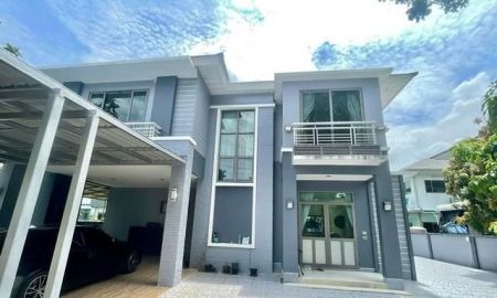 ให้เช่าบ้าน - FOR SALE & RENT! บ้านเดี่ยวหลังมุม เพอร์เฟค มาสเตอร์พีช พระราม 9 ติดมหาวิทยาลัยนานาชาติแสตมฟอร์ด ที่ดินใหญ่ 99.6 ตร.วา พื้นที่ใช้สอย 241