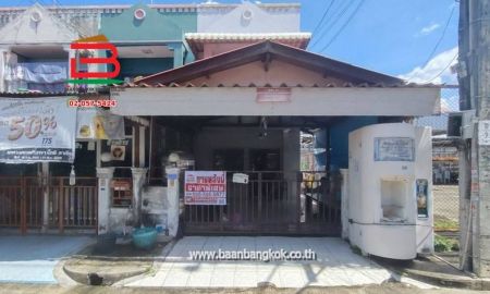 ขายทาวน์เฮาส์ - ทาวน์เฮาส์ หมู่บ้าน ทองสถิตย์วิลล่า 6 เนื้อที่ 23.8 ตร.ว ซอยสายไหม 78 แขวงสายไหม เขตบางเขน กรุงเทพมหานคร
