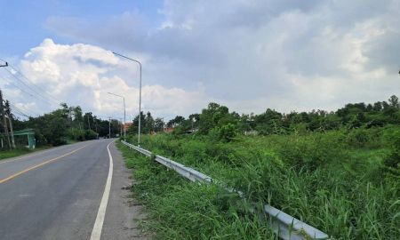 ขายที่ดิน - ขายที่ดินโฉนด เนื้อที่ 6 ไร่ 40 ตรว. ติดถนน