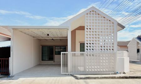 ขายทาวน์เฮาส์ - หมู่บ้านทรัพย์ธานี3 (ถนนเมน) (โทรสอบถามราคา)