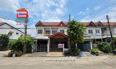 ขายทาวน์เฮาส์ - ทาวน์เฮาส์ หมู่บ้านฉัตรณรงค์วิลล่า 4 (ซอยเปียร์นนท์) เนื้อที่ 16 ตรว. ใกล้ตลาดเปียร์นนท์ ถนนลำลูกกา คลอง2 ตำบลคูคต อำเภอลำลูกกา จังหวัดปทุมธานี