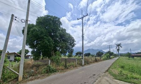 ขายที่ดิน - ขายที่ดิน 7-1-63 ไร่ ใกล้น้ำตกมวกเหล็ก ใกล้ทางหลวงพิเศษสายบางปะอิน-นครราชสีมา ด่านมวกเล็ก ตำบลพญาเย็น ปากช่อง นครราชสีมา
