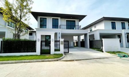 ให้เช่าบ้าน - ให้เช่า] หมู่บ้าน เศรษฐสิริ พัฒนาการ / 3 ห้องนอน 3 ห้องน้ำ / 50 ตรว. 165 ตรม. **80,000**