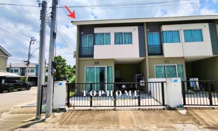 ขายทาวน์เฮาส์ - ขายด่วน! ทาวน์เฮ้าส์ 2 ชั้น หมู่บ้านพฤกษา 130 หลังมุม ถนนอยู่วิทยา หนองจอก หน้าโครงการ ถนนด้านข้างบ้านกว้าง เดินทางสะดวก