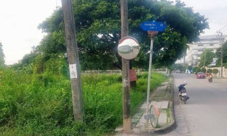 ขายที่ดิน - ขายที่ดินเปล่าแปลงหัวมุม 400 ตรว. กรุงเทพกรีฑา 20 แยก 7 แขวงทับช้าง เขตสะพานสูง กรุงเทพๆ
