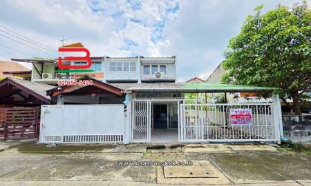 ขายทาวน์เฮาส์ - ทาวน์เฮาส์ 3 ชั้น เนื้อที่ 45 ตร.ว. หมู่บ้านชวนชื่น (รามคำแหง 102 ซอย 12) ถนนรามคำแหง แขวงสะพานสูง เขตสะพานสูง