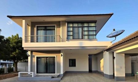 ขายบ้าน - ขายบ้านเดี่ยว 2 ชั้น หลังมุม หมู่บ้านรินรดา สันทราย 4 ห้องนอน ที่ดิน 117 ตร.ว. ใกล้เซ็นทรัลเชียงใหม่