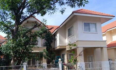 ขายบ้าน - ขายบ้านเดี่ยว 2 ชั้น กุลพันธ์วิลล์ 9 หางดง เชียงใหม่ 3 นอน ใกล้โรงเรียนนานาชาติลานนา 700 ม. ราคา 4.65 ล้าน