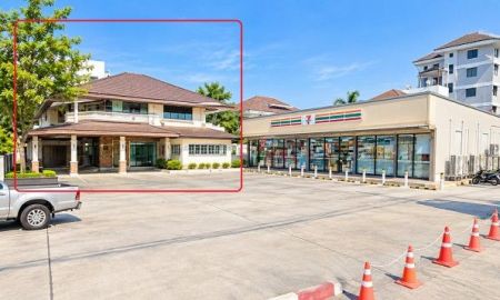 ให้เช่าบ้าน - น้ำไม่ท่วม สุกี้ตี๋น้อย รัชดา18 440ม. 5น้ำ 150ตร.ว. MRTสุทธิสาร 950ม. คฤหาสน์เดี่ยว 2ชั้น 5นอน 274ตร.ม. พร้อมพื้นที่จอดรถ